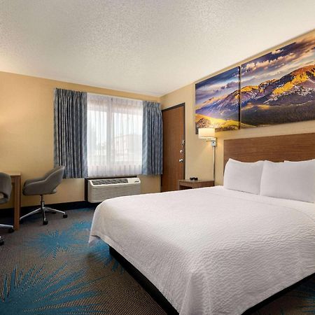Days Inn By Wyndham Carbondale Ngoại thất bức ảnh