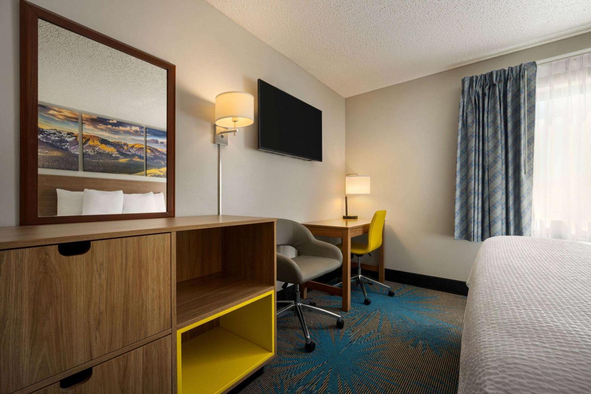Days Inn By Wyndham Carbondale Ngoại thất bức ảnh